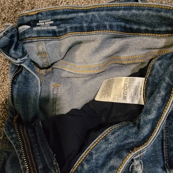 Old Navy Jeans - Picture 2 of 2